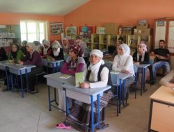 Köylü Kadınlar İçin Büyükbaş Hayvan Bakım Kursu Açıldı