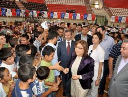 Bakan Şahin: Geleceğin Türkiyesi Sağlam Temellerle İlerliyor