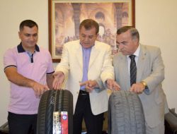 Ato'dan, 'Aşınmış Lastiklerle Trafiğe Çıkmayın' Uyarısı