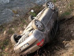 Suşehri'nde Trafik Kazası:4 Yaralı