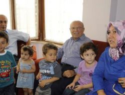 Milletvekilleri, Sevgi Evlerinde Kalan Çocukları Ziyaret Etti