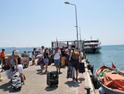 Akçay Heyetine, Midilli'de Sıcak Karşılama