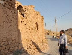 Köydeki Harabeler Tehlike Saçıyor