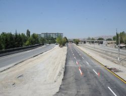 Celal Bayar Bulvarı Trafiğe Açılıyor