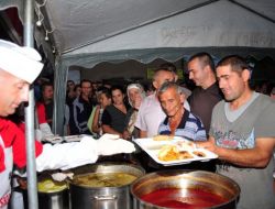 Mamak Belediyesi’nin Kosova’daki İftar Çadırı Büyük İlgi Görüyor