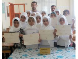 Kur'an Kursu Öğrencileri Arakanlı Müslümanları Unutmadı