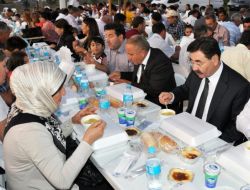 Başkan Odabaşı, Belediye Çalışanlarıyla Bir Araya Geldi