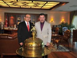 Gazi Rektörü Büyükberber Başkan Gökçek’i Ziyaret Etti!