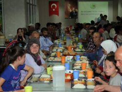 Bolu'da Ramazan Ayı Boyunca 45 Bin Kişiye İftar Yemeği Verildi