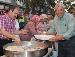 Çankırı'da 40 Bin Kişi Mahalle İftarlarına Katıldı