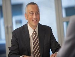 Avrupalı Krize Rağmen Harcamasını Kısmadı!