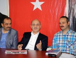 Bakan Bayraktar: Camiler Cemaatsiz, Minareler Ezansız Kalmasın