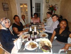 New York Milletvekili Clarke,türk Ailesi İle İftar Yemeğinde Buluştu