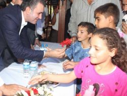 Ak Partili Çelik, Suriyeli Sığınmacılarla Bayramlaştı