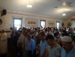 Abd'de Bayram Namazında Camiler Doldu Taştı