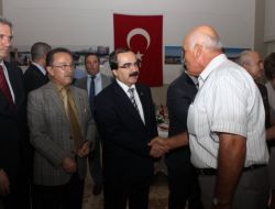 Bayramda Bürokrasi Vatandaşla Kucaklaştı