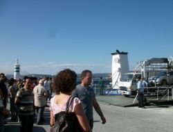 Hırsızlık İddiası Nedeniyle Feribottan Yolcu Ve Araçlar İndirilmedi