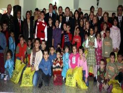 Mersin Valisi Hüseyin Aksoy, Mahkum Ve Kimsesiz Çocuklarla Bayramlaştı