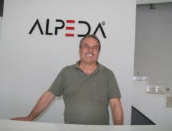 Oğlu Ve Kızının İsimden Marka Yaptı!