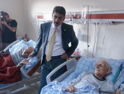 Ardahan'da Hastalar Bayramda Unutulmadı