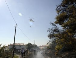 Orman Yangını Tatilcileri Korkuttu