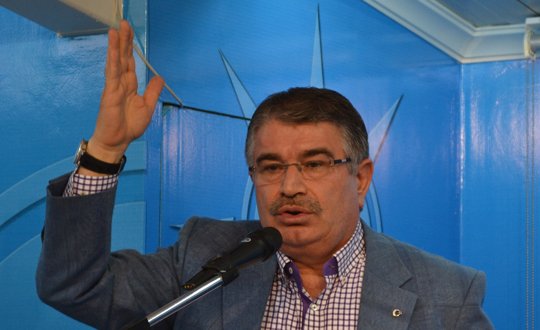 "Ağzına tıkarım o yazıları senin"