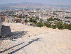 Ballıkuyu'ya 180 Metrelik İstinat Duvarı Ve Yol Yapıldı