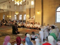 Minikler, Yaz Kur’an Kurslarından Dualarla Uğurlandı