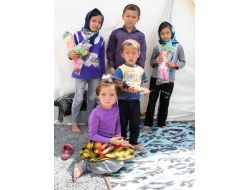 Mülteciler Bayramda Unutulmadı