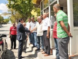 Başkan Ak, Vatandaşlarla Bayramlaştı