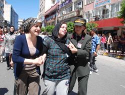 Şehidin Eşi İstedi Uşak Yerine İskenderun'a Defnedildi