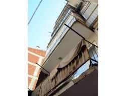 Alkollü Kadın, Oturduğu Balkon Korkuluğu Kırılınca Düşerek Öldü İddiası