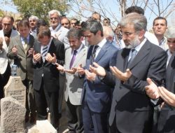 Bakanlar, Cizre’de Taziye Ziyaretinde Bulundu