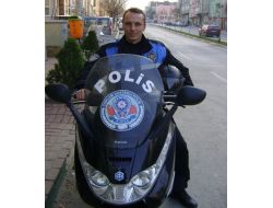 Silahını Temizlerken Kazayla Kendini Vuran Polis Öldü