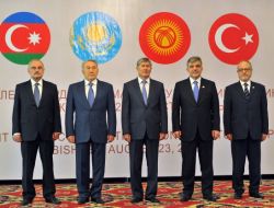 Gül, Kırgızistan'dan ayrıldı!