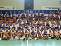 Yaz Spor Okulu Öğrencileri Sertfikalarını Aldı