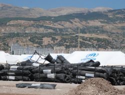 Çadır Kent Okullardan Önce Yetişecek