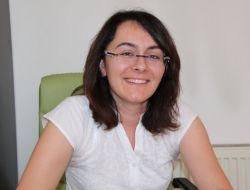 'Ebeveynlerin Hayatını Kolaylaştıran Unsurlar, Çocuğun Gelişimini Engelliyor'