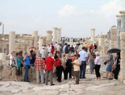 Laodikya’yı Sekiz Ayda 47 Bin 724 Turist Ziyaret Etti