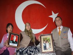 Şanlıurfalı Şehidin Annesi Akçakoca: 4 Yıldır Bayramları Oğluma Hasret Geçiriyorum Ne Olur Bizi Unutmayın