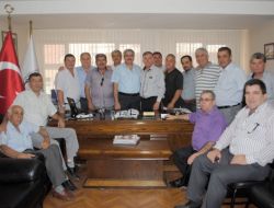 İzmirli Esnaflar Odaları Başkanları Kahvaltıda Bir Araya Geldi