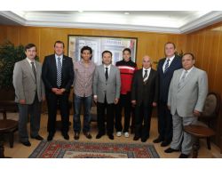 Vali Aksoy Olimpiyatların Yüz Akı Taekvandocuları Kabul Etti