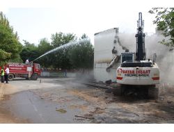 Belediye, Kentsel Dönüşüme Kendi Binasını Yıkarak Başladı