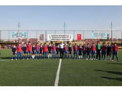 Mahmut Şölenişçi Minikler Futbol Turnuvası Başladı
