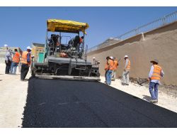 Şahinbey Belediyesi Okul Yollarını Asfaltlıyor