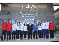 Bakan Kılıç 'Genç Sultanları' Kabul Etti