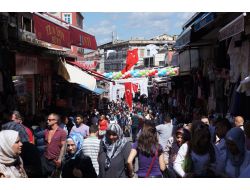 Mahmutpaşa’dan Avm'lere Karşı 'Festival' Atağı