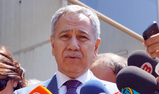 Arınç muhtıra ifadesine açıklık getirdi!