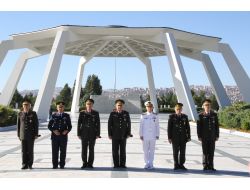 TSK Devlet Mezarlığı'nı Ziyaret Etti