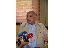 Kızılay Başkanı'ndan Mültecilerin Kaldığı Kampa Ziyaret